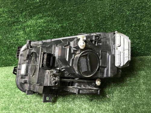 Фара правая Mercedes GLB X247 (2019-2023) LED