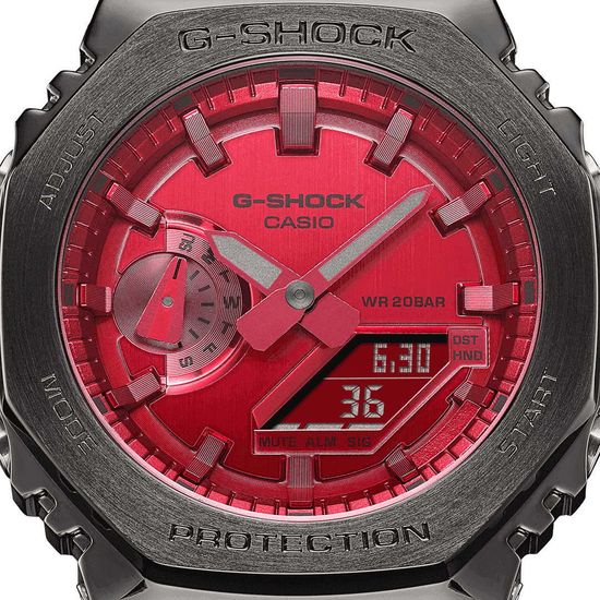 Наручные часы Casio G-Shock GM-2100B-4ADR