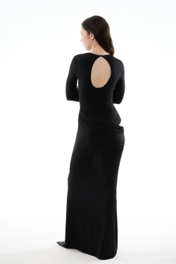 Облегающее платье с разрезом на бедре