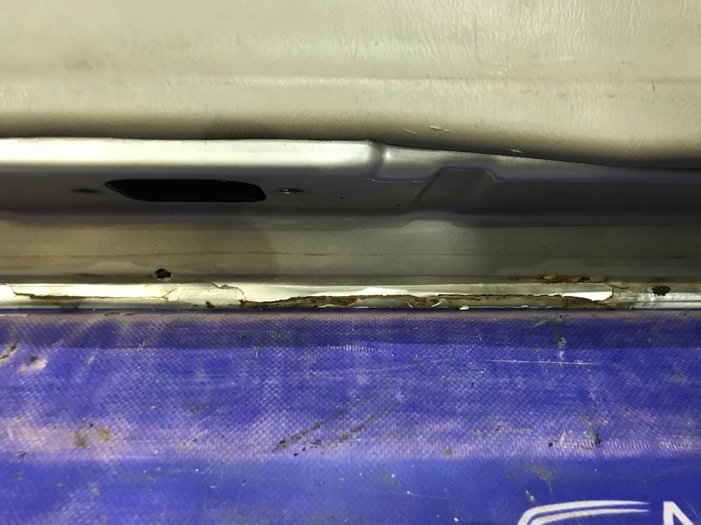 Дверь пятая NISSAN TERRANO 1999