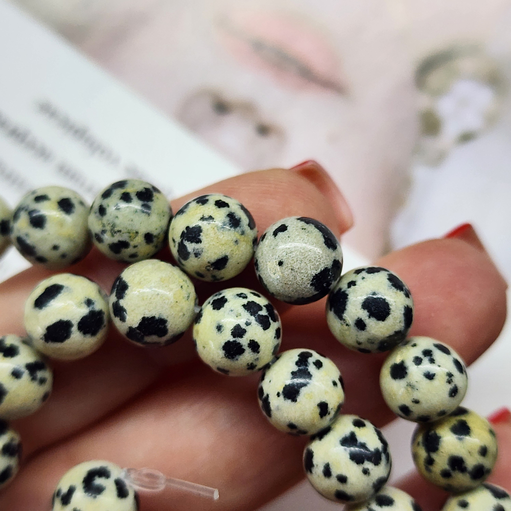 Порфир (яшма далматиновая), бусины шар 8.5мм