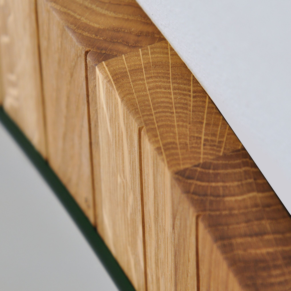 Зеркало настенное Пиафорте 81х81 из массива дикого дуба