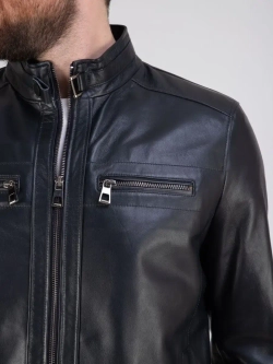 Кожаная куртка демисезонная на молнии