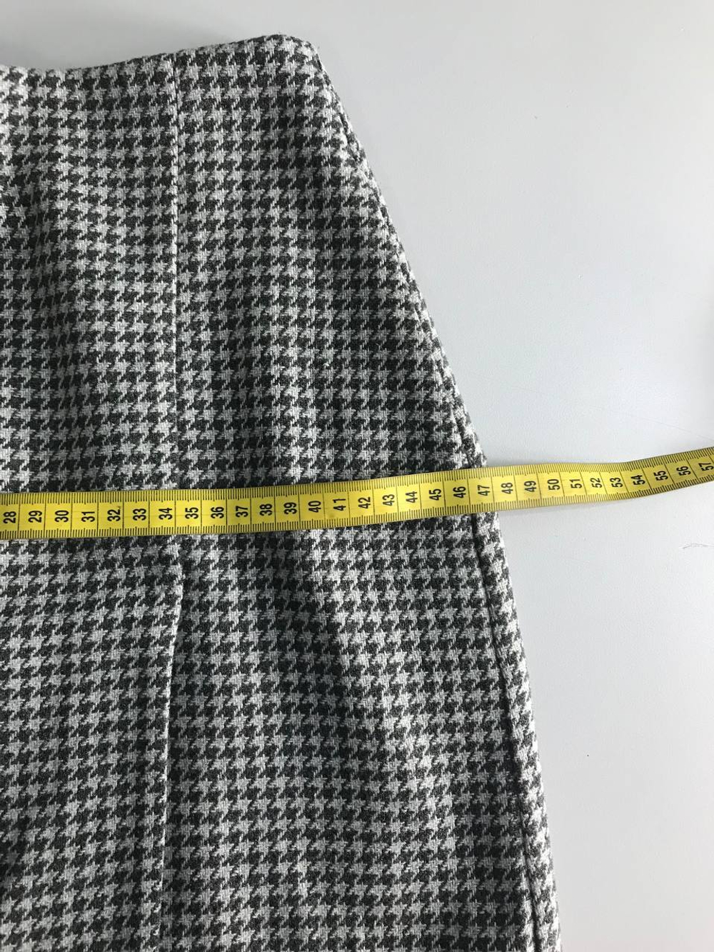 Юбка Uniqlo для прогулок в парке, визуально 44 размер