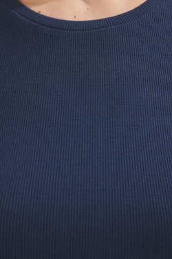 Ecru Basic Bodycone/Облегающая трикотажная блузка больших размеров TBBSS25AF00104