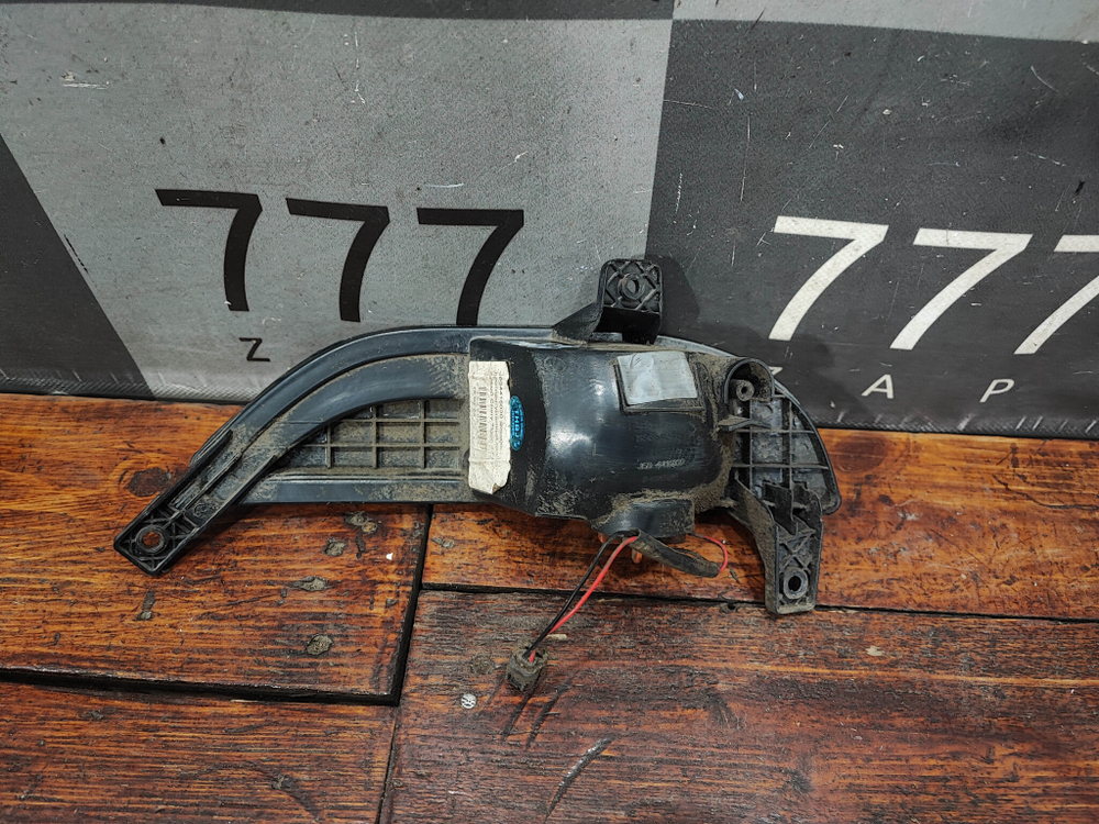 ПТФ задний левый Chery Tiggo 4 18-23 Б/У Оригинал J684416030