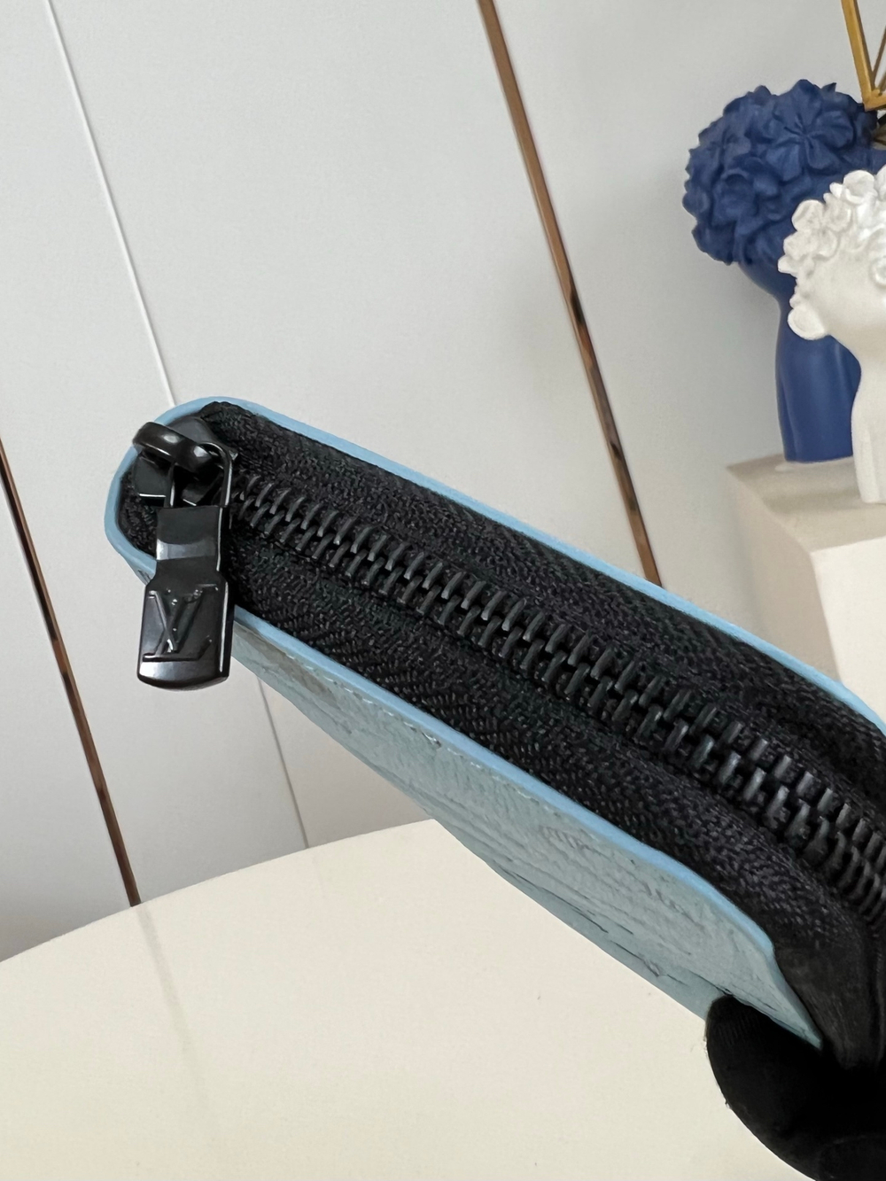 Louis Vuitton Zippy Wallet