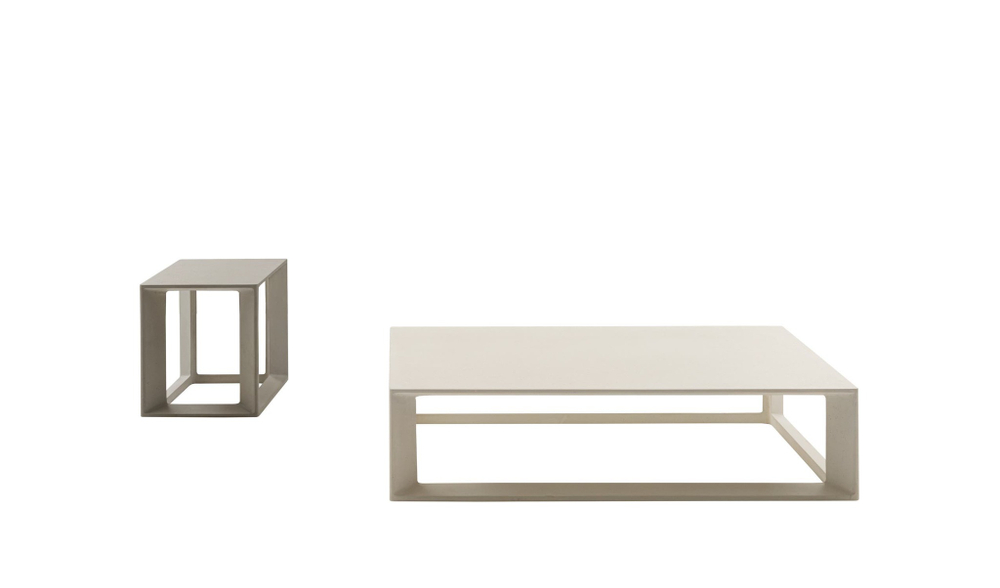 Столик B&B Italia Pablo Outdoor