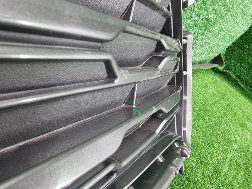 Решетка радиатора Toyota RAV4 5 XA50 (2018-н.в.)