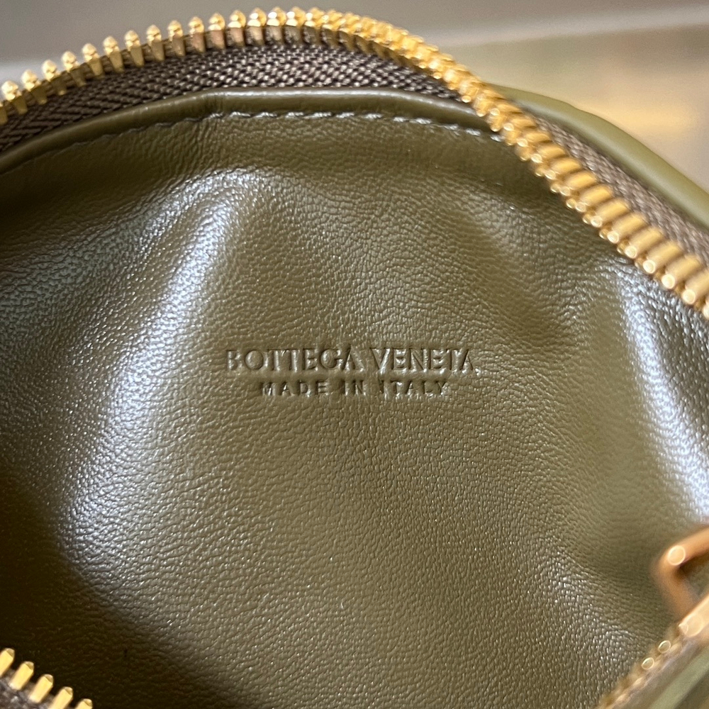 Bottega Veneta Candy Wallace 17 cm