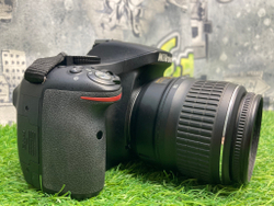 Nikon D5200 Kit 18-55mm 3.5-5.6G II ED 3900 кадров