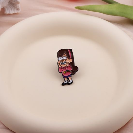Значок металлический Гравити Фолз (Gravity Falls) Мэйбл Пайнс, р-р 3,1х1,8см