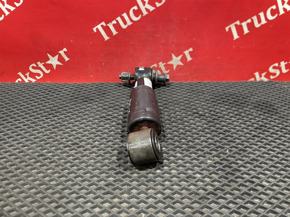 Амортизатор кабины