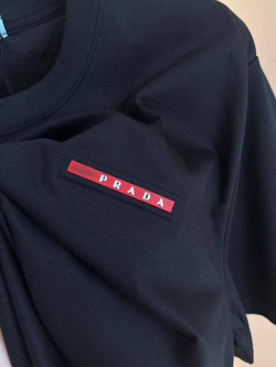 Футболка Prada