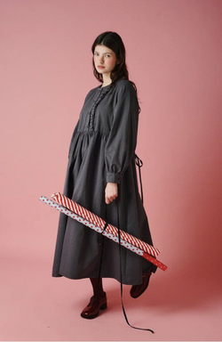 Платье с асимметричной рюшей "Герда"