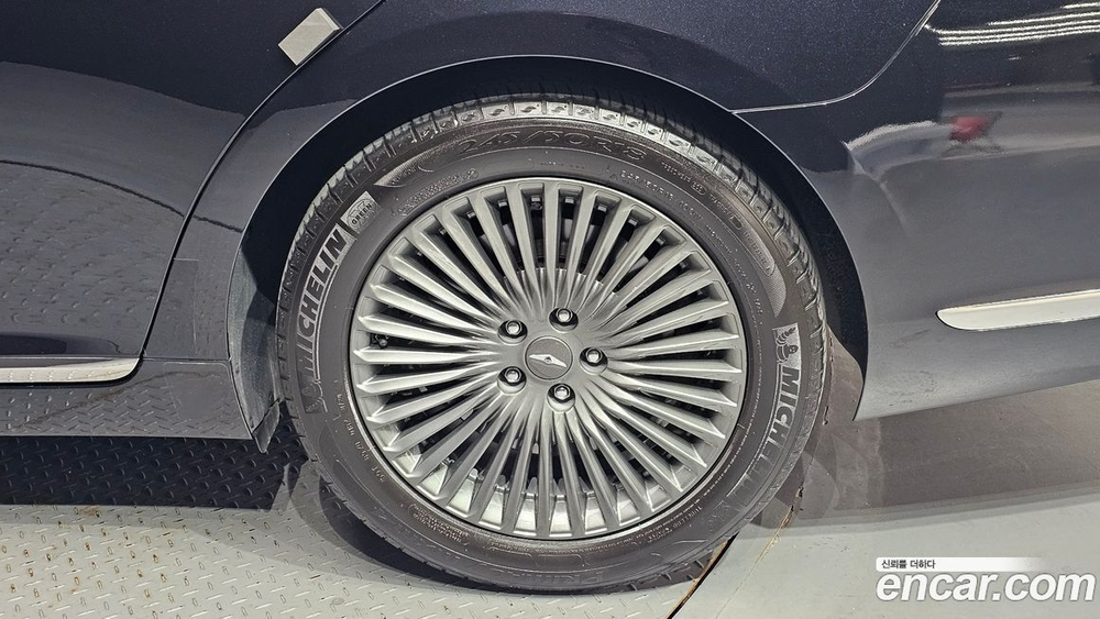 Genesis G90 3.8 (07.2020)