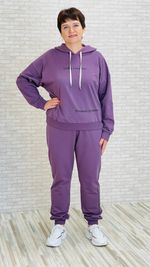 Спортивный костюм с худи и брюками