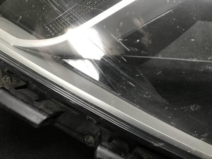 Стекло фары левое Kia Rio 4 FB (2017-2020)