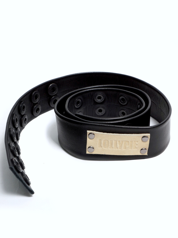 Кожаный пояс клепаный