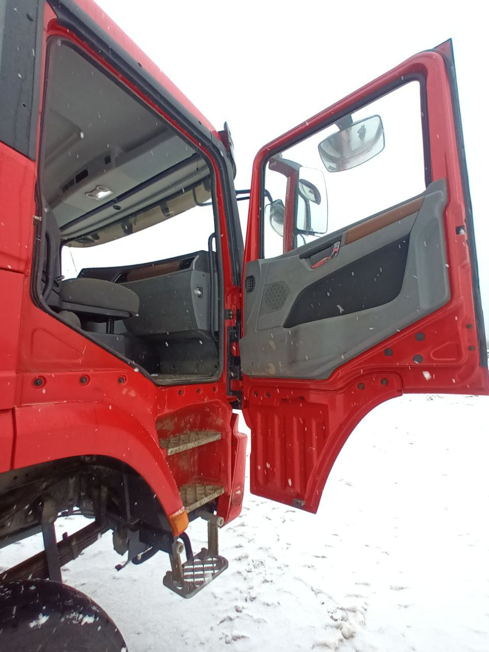 Shacman (Shaanxi) SX* 6x6 Самосвал SX32586V385 (Дизельный, 11,6 л, 423 л.с., МТ)
