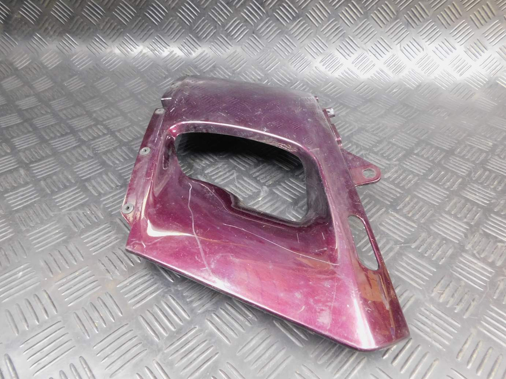 Пластик боковой правый Kawasaki ZZR 400 98 053065