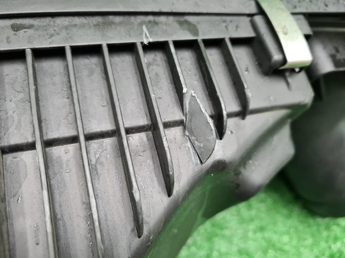 Резонатор воздушного фильтра BMW 3er F30 (11-20)