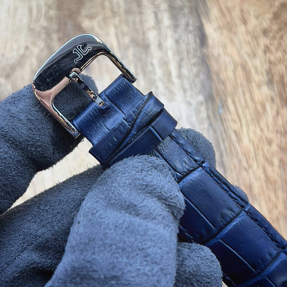 Часы Jaeger-LeCoultre