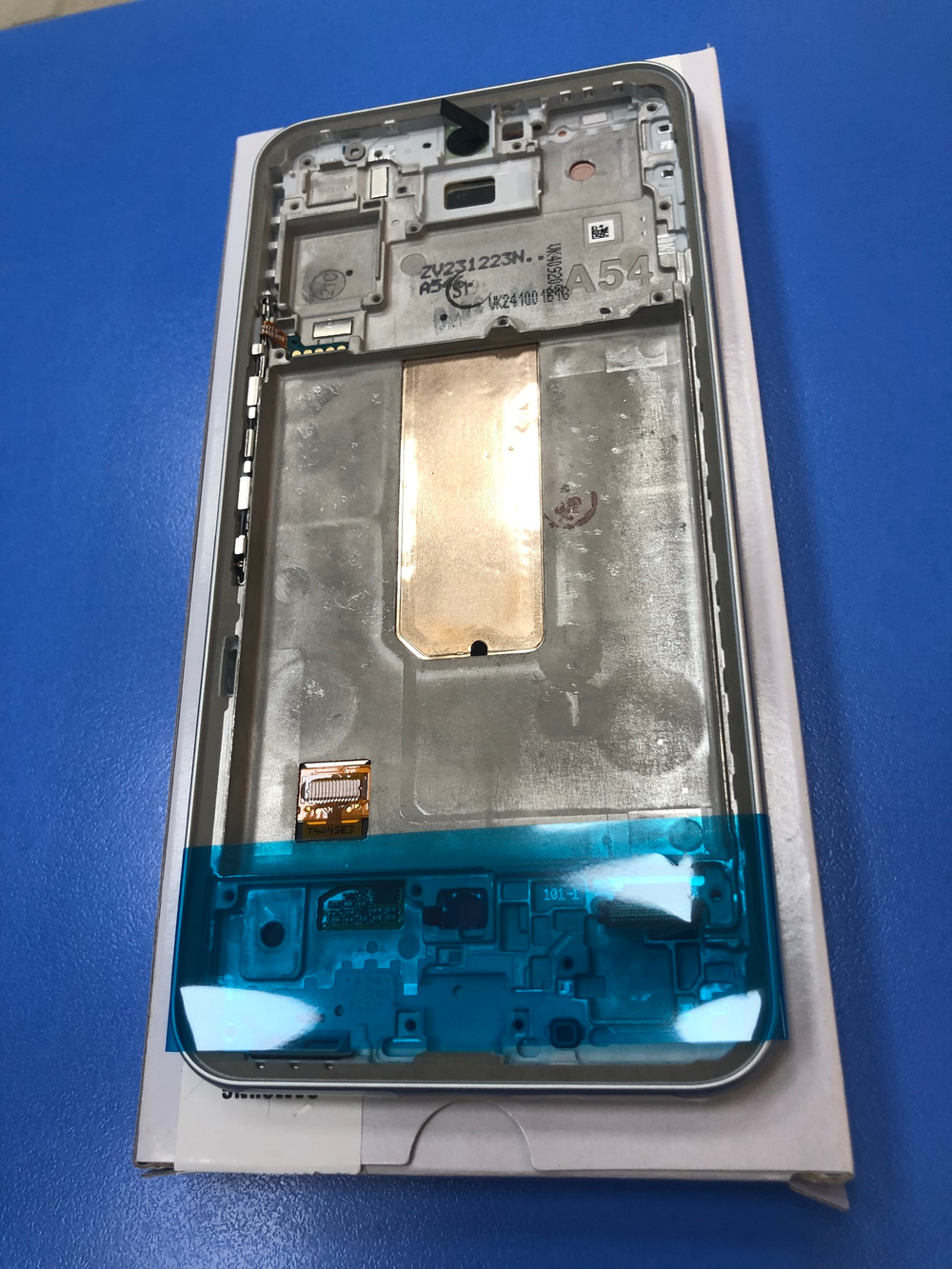 Дисплей в сборе с тачскрином и рамкой белый для Samsung A546 Galaxy A54 Оригинал