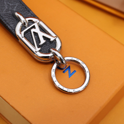 Louis Vuitton Link Dragonne