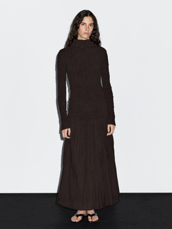 Massimo Dutti Длинное платье из эластичной ткани со складками, коричневый