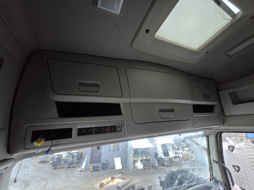 Консоль кабины верхняя в сборе 2023г.