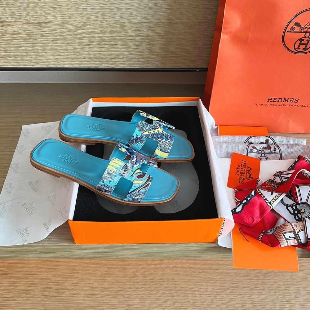 Hermes Oran Sandal