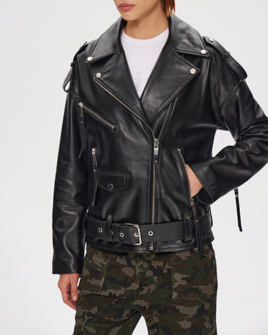 Куртка-косуха удлиненная из натуральной гладкой кожи с молниями