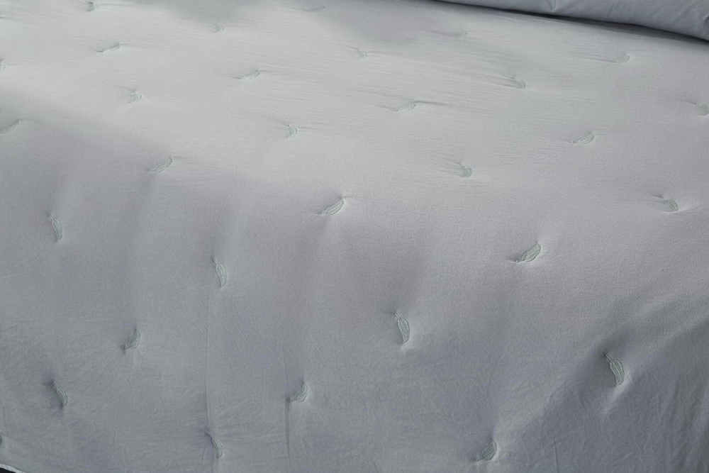 Покрывало 160х220 и наволочка 50х70 Sofi De MarkO Эрика серое