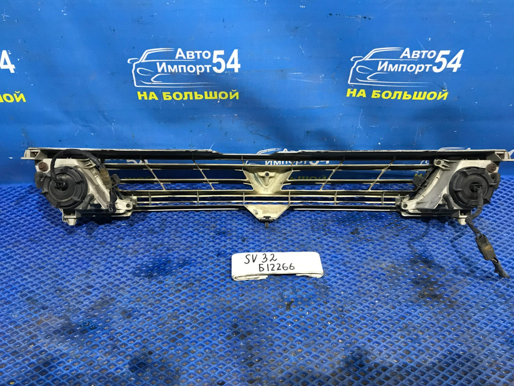 Решетка радиатора TOYOTA VISTA 1992-1994