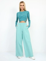 Женский костюм с брюками палаццо