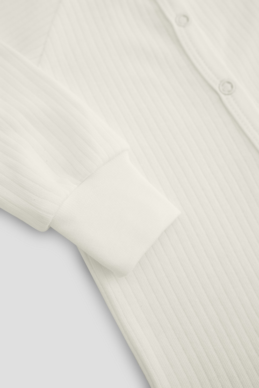 Комбинезон с открытыми ножками, Молочный