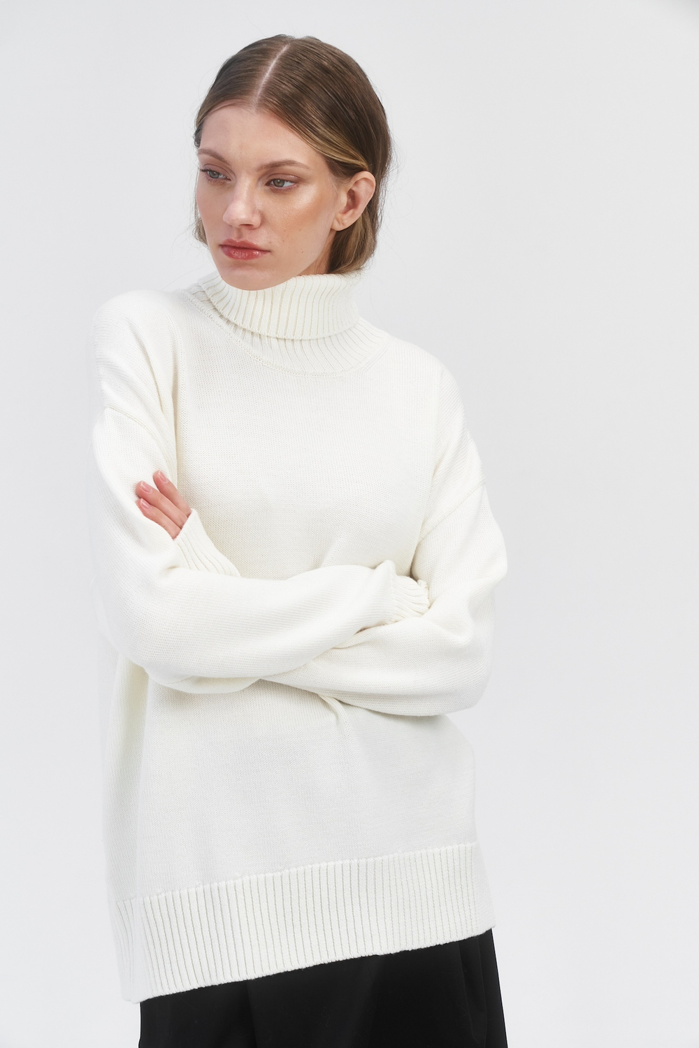 Свитер с воротом из шерсти мериноса