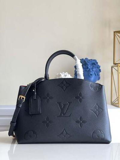Louis Vuitton Grand Palais