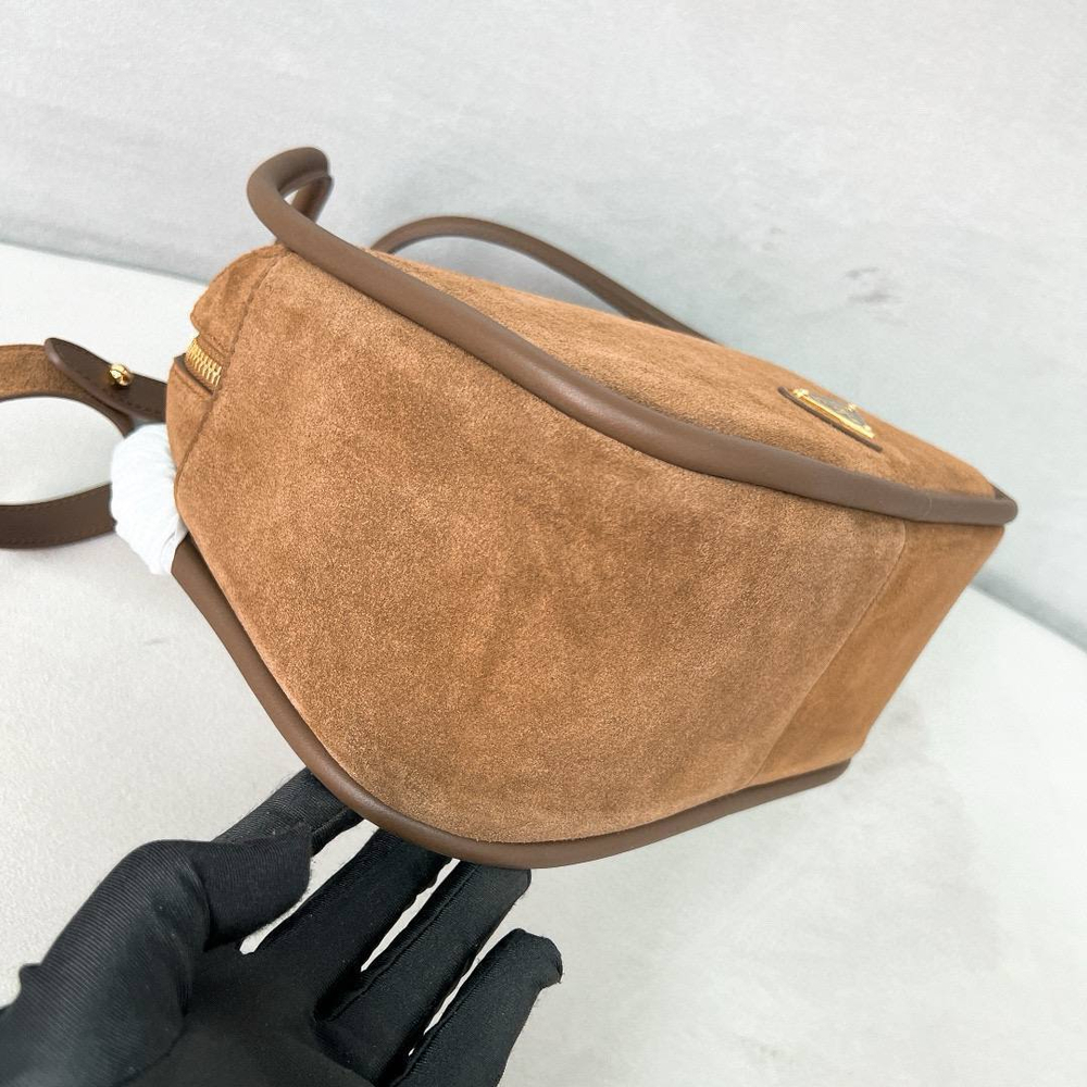 Сумка Prada