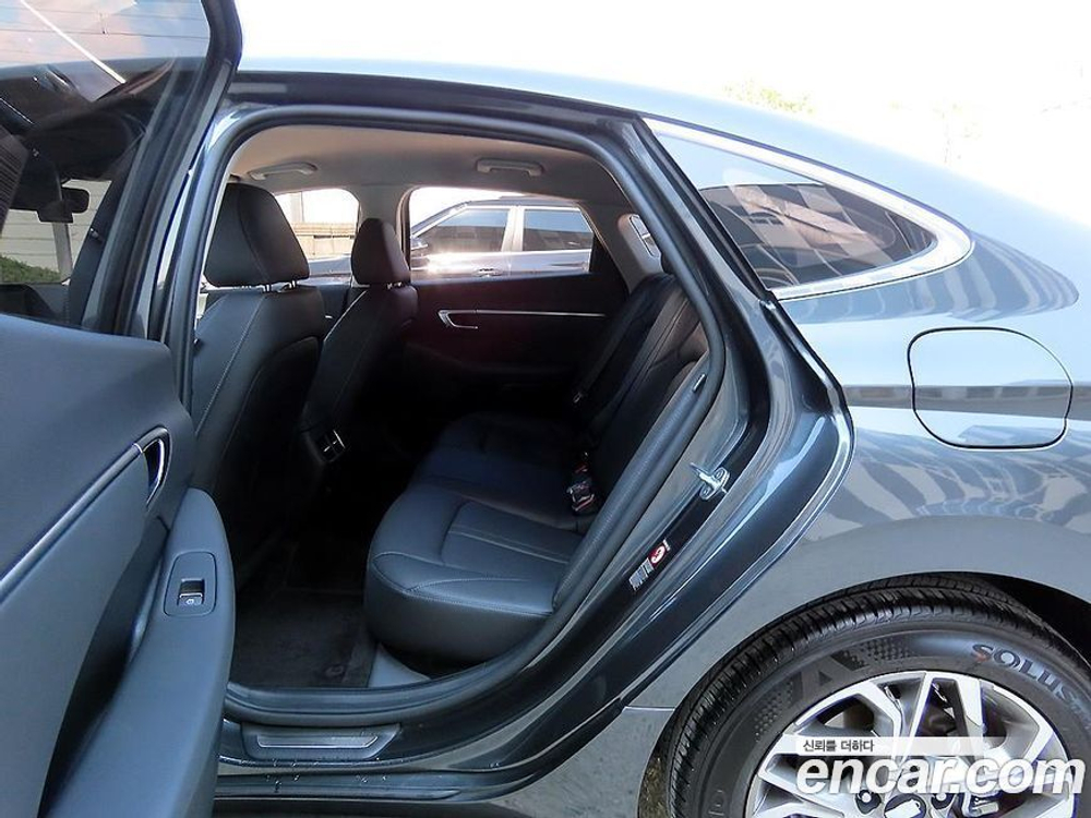 Hyundai Sonata (DN8) 2.0 (04.2021)