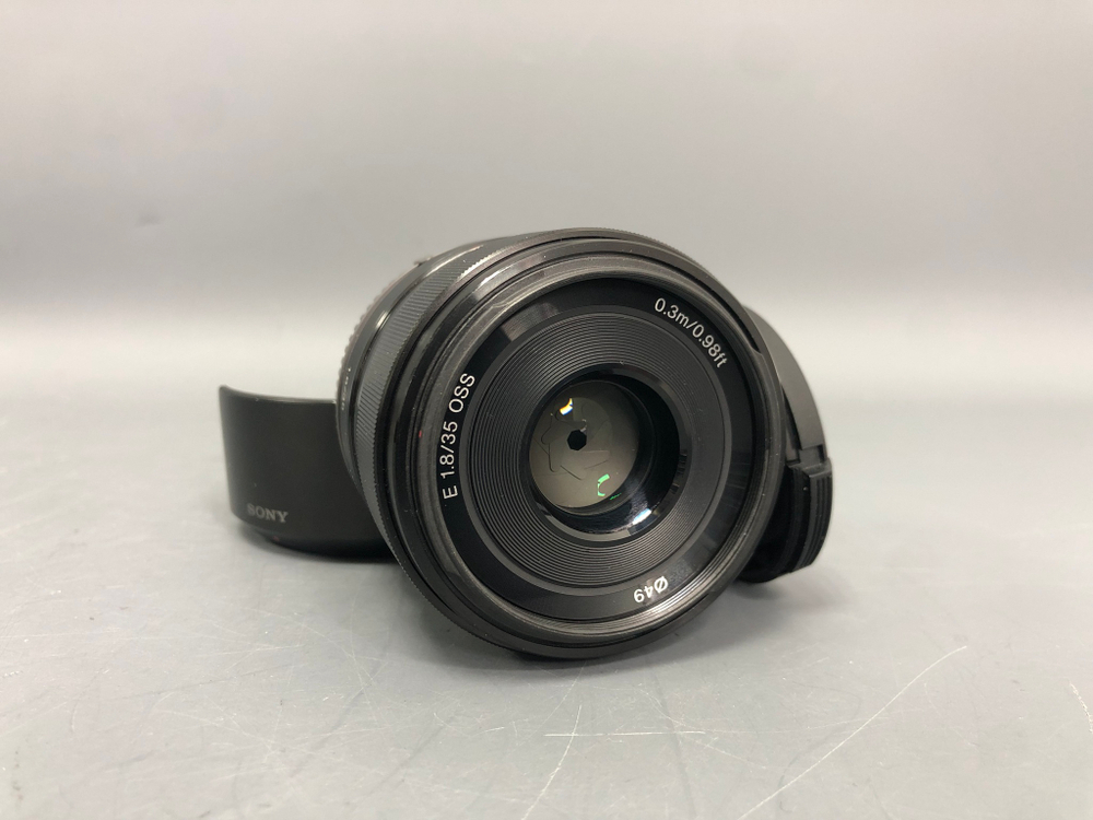 Sony 35mm 1.8