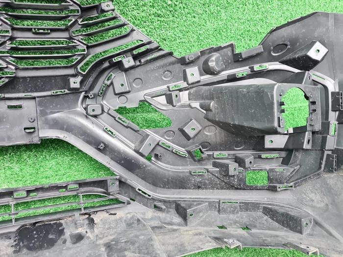 Бампер передний Lada Vesta (2022-н.в.) Cross