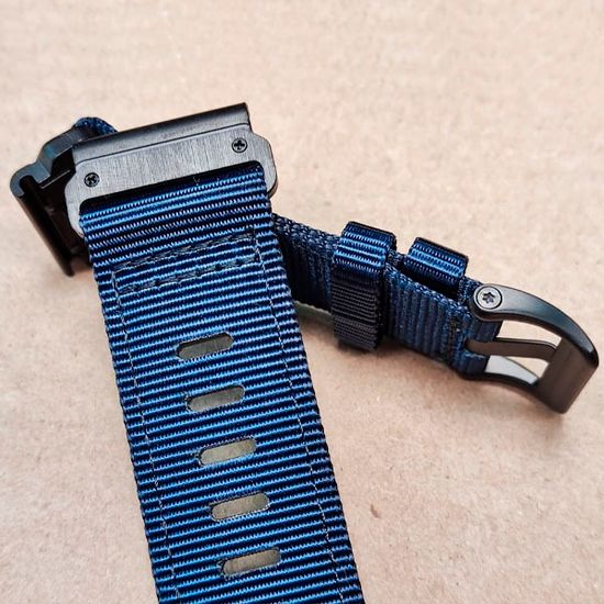 Ремешок тактический Tactix 26 мм. для Garmin Fenix 7x / 6x / 5x / 3, Enduro 2 / Tactix 7, Tactix Delta нейлоновый быстросъемный на застежке (Темно-синий/черный)