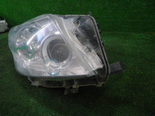Фара правая Toyota Land Cruiser Prado 150 (2009-2013) галоген
