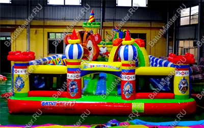 Коммерческий надувной батут "Сказочный замок", размер 11*7*5 м.