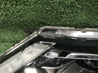 Битая Фара левая Nissan X-Trail T32 (17-22) LED