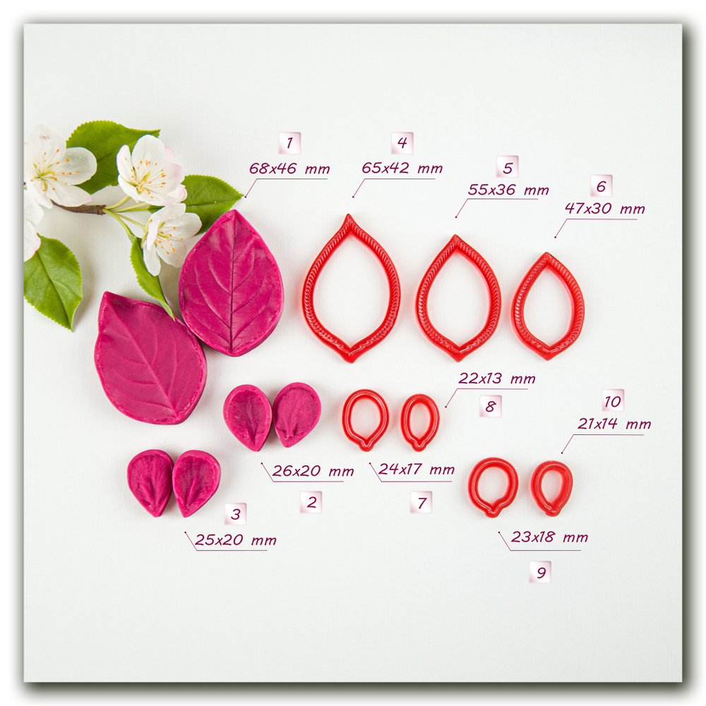 Цветущая яблоня