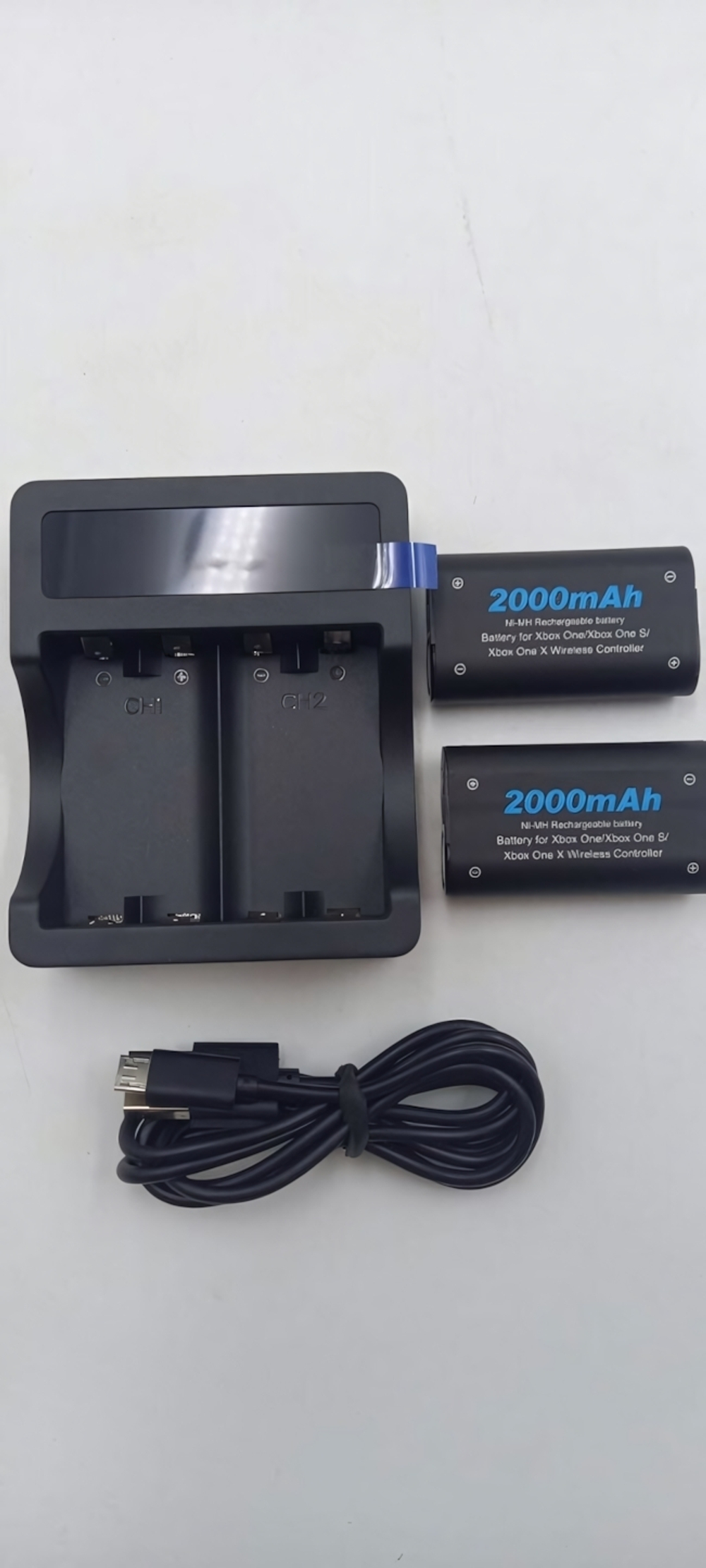 Аккумулятор Beston 2000 mAh для беспроводного джойстика X Box 2 шт/упаковка + зарядная станция