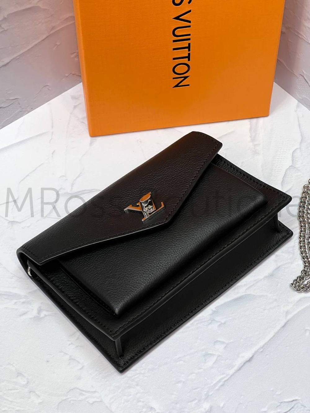 Черная сумка Mylockme Chain Louis Vuitton (Луи Виттон) премиум класса